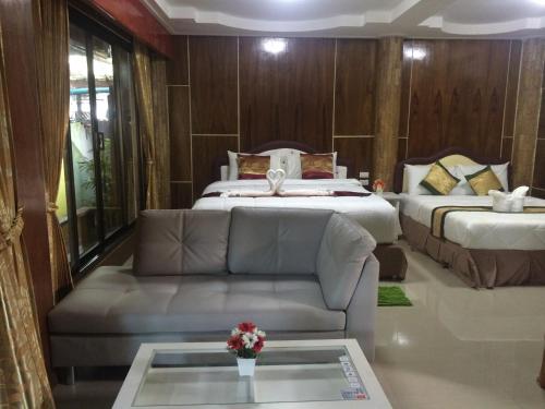 Ruan Mai Naiyang Beach Resort in Naiyang Beach