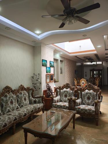 Travel x Living Suites & Cultural Experiences Colombo - image 3