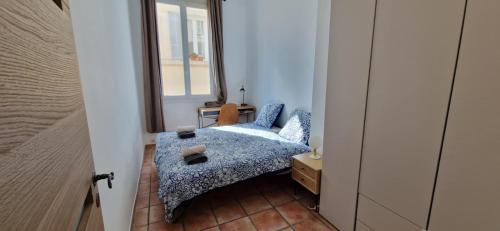 Downtown apartment for 4 guests on a quiet street