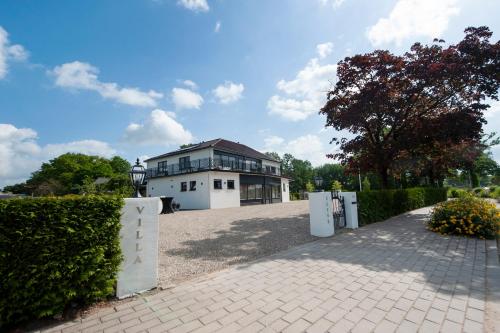 Boutique Hotel Villa Elise in 溫特斯韋克亨策爾