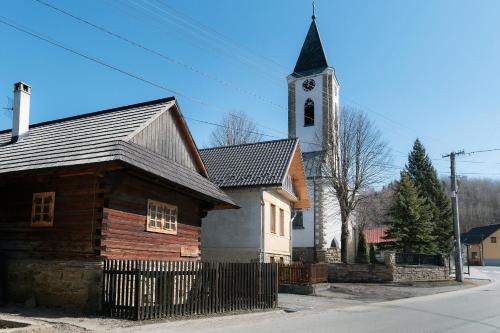 Drevenica by the Church Traditional Cottage Old Centre, Zuberec