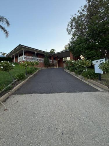 CAPRICORN MOTOR inn in Mulwala