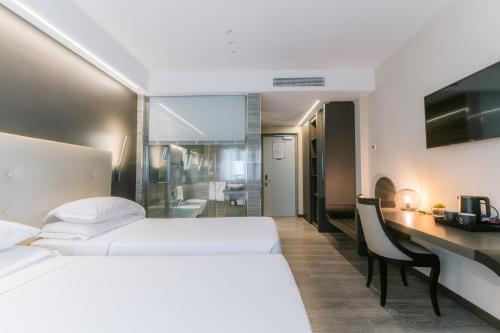 1 queen bed