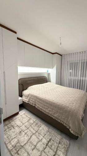 City Center Apartment Gjilan in กินยีลาเน