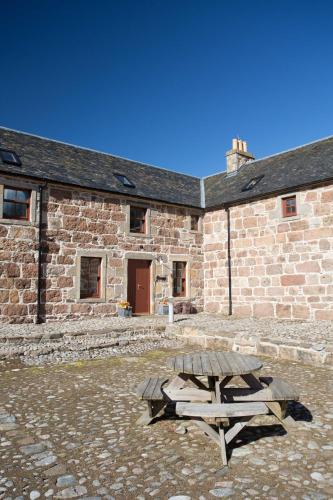 Ayrshire Cottage in Daviot