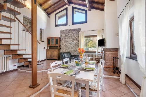 Iekārtas, Il Borgo del Vergante in Nebbiuno