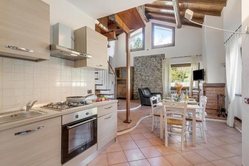 virtuve, Il Borgo del Vergante in Nebbiuno