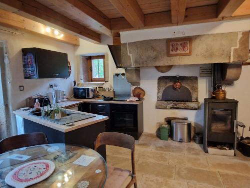 virtuve, La Cabiole in Monthureux-sur-Saone
