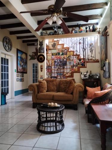HOTEL CASA BONITA LA LIMA SAN PEDRO SULa in La Lima