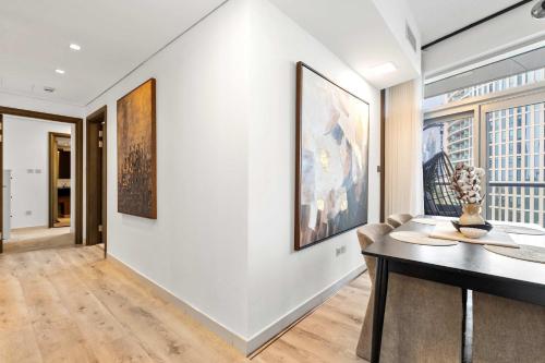 Luxury 2BR | Downtown Dubai | Near Burj Khalifa Dubai