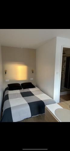 Studio au porte des 24h in Monce-en-Belin