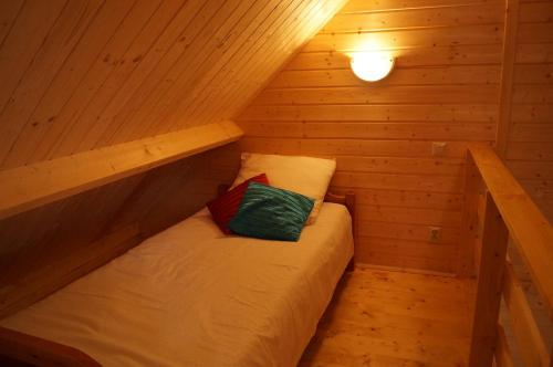 Bungalow image 1