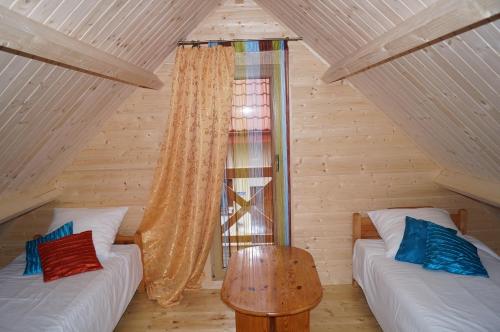 Bungalow image 2