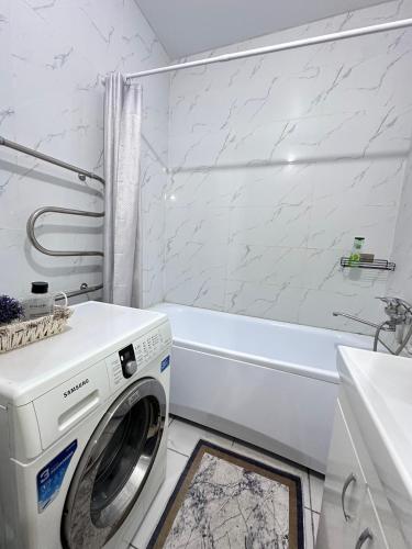 Baño, 1-комнатная Базовая in Oskemen