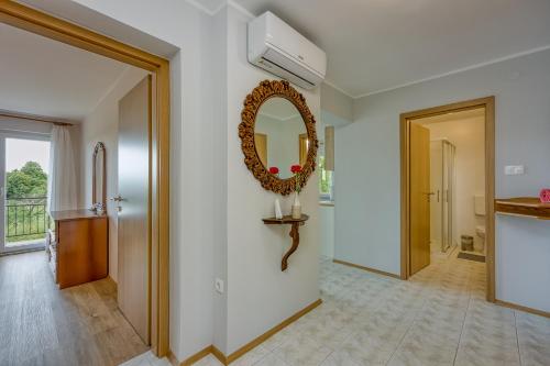 Apartma pri Cesarjevih in Tomaj