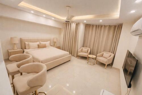 Elysium Tower Blue Area Islamabad opposite Centaurus Mall - image 12