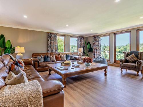 Iekārtas, 6 Bed in Perth oc-96289 in Bankfuta