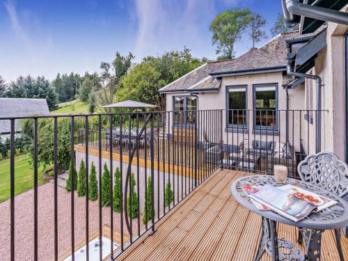 Iekārtas, 6 Bed in Perth oc-96289 in Bankfuta