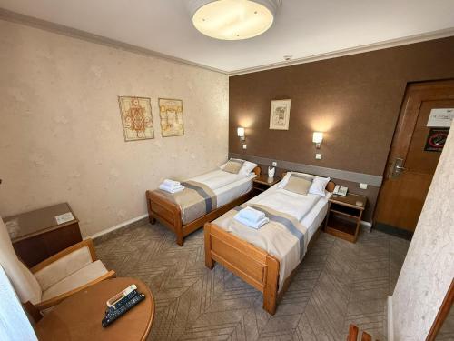 Garni Hotel Lav Room Type - Twin Room