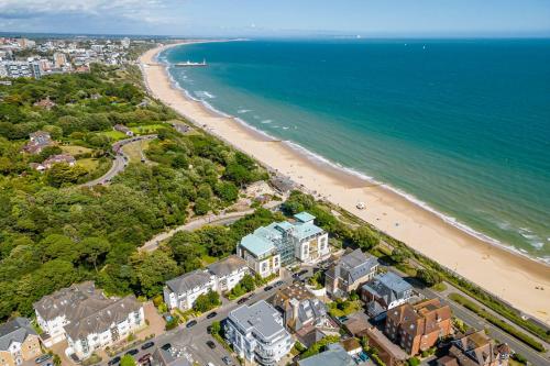 Sea Quest - Short Walk to Alum Chine Beach - image 5