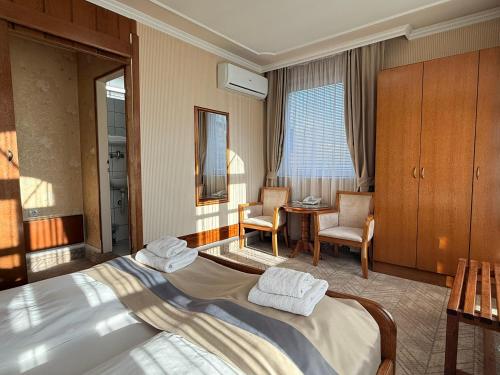 Garni Hotel Lav Room Type - Suite