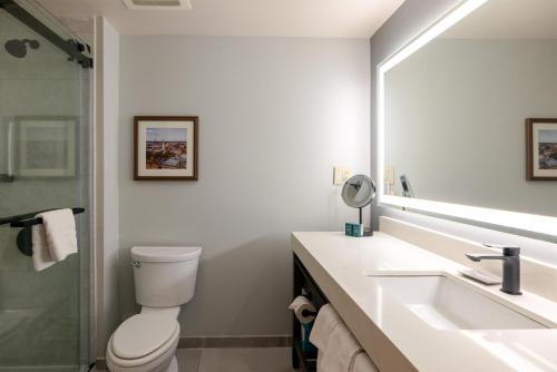 DoubleTree by Hilton Hotel Savannah Airport - image 43