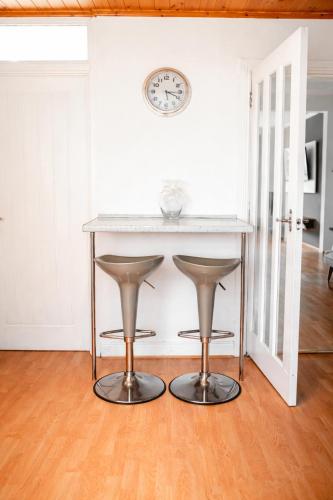 Dotări, 4-Bed House Belfast - Near Titanic & SSE Arena in Wilgar Park Area