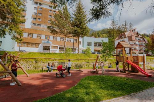 兒童遊樂場, Hotel O3zone - Mountain Spa & Conference in 伯伊萊圖什納德