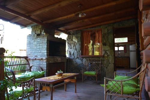 Cabanas "La Quimera" in Eldurazno
