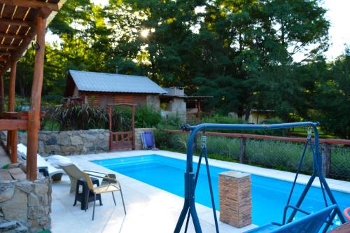 Cabanas "La Quimera" in Eldurazno