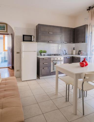 2 bedrooms, 3 beds