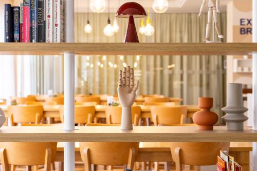 Holiday Inn Express Antwerpen City North an IHG Hotel - image 35