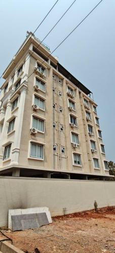 Hotel Rock Port Inn in Madhurawada