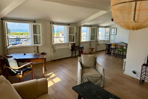 Stunning 80m Apartment With Sea View - Île de Ré