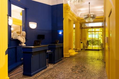 Lobby, Normandy Le Chantier in 1st - Louvre - Chatelet
