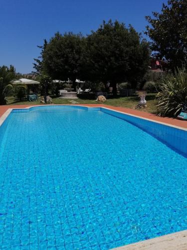 Úszómedence, La cesa country B&B in Scandriglia