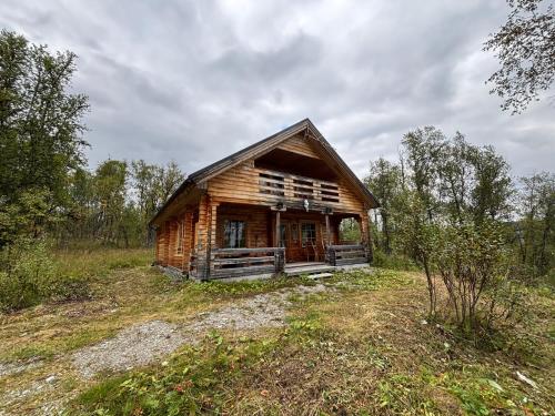 Pohled zvenku, Ösjan 12 - Bruksvallarna (Osjan 12 - Bruksvallarna) in Bruksvallarna