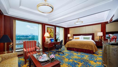 room detail thumbnail 1