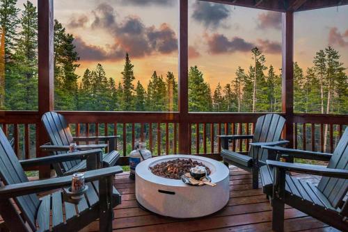 Close 2 Skiing•Sauna•Hot tub•2 King Beds•Mtn views - Holiday Home - Holiday Home in Alma (CO)