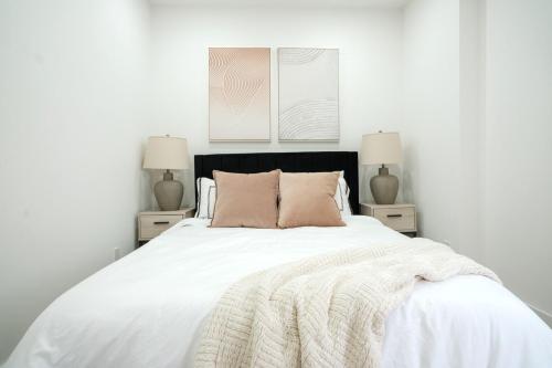Sunny Stylish West Village Condo in New York, USA