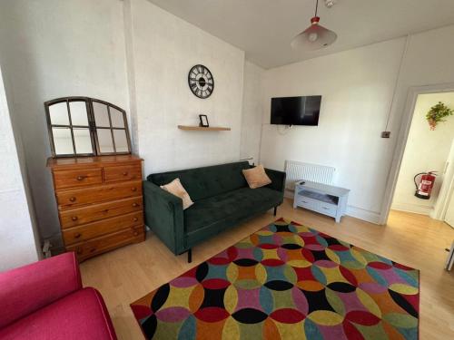Stunning 1 bed flat in Newport-F3