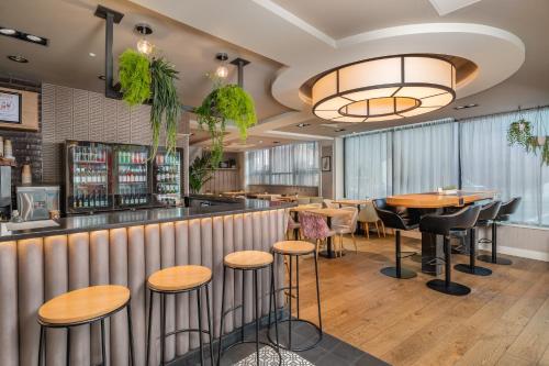 Bar/lounge, Point A Hotel London Kings Cross - St. Pancras in Kings Cross St. Pancras