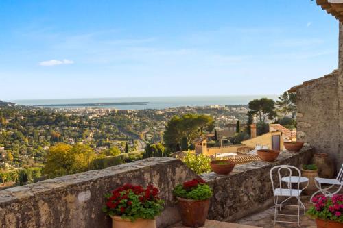 Town house in Old Village Mougins