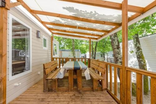 Bungalow avec équipements partagés près de Lagorce, 32 m² (Bungalow avec equipements partages pres de Lagorce, 32 m²) in Lagorsa