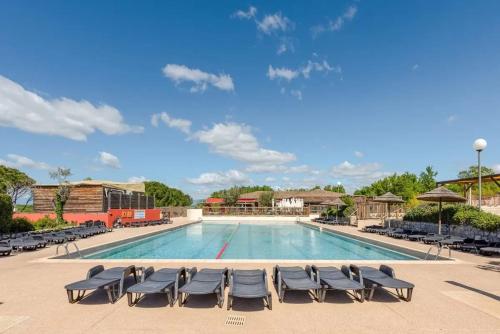 Bungalow avec équipements partagés près de Lagorce, 32 m² (Bungalow avec equipements partages pres de Lagorce, 32 m²) in Lagorsa