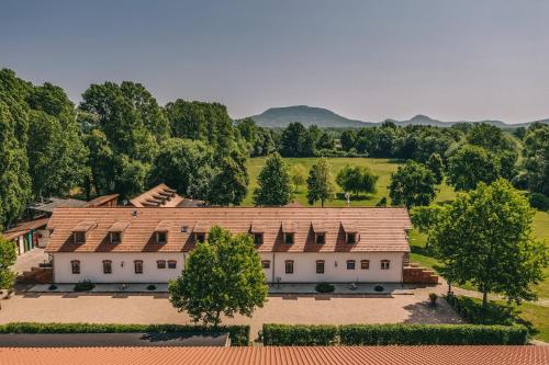 Matild Country Hotel in Nemesvita