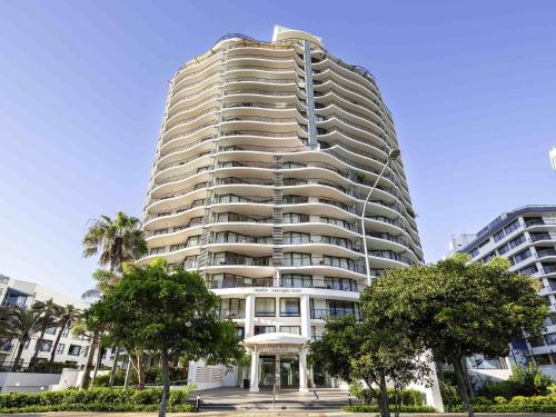 Mantra Coolangatta Beach — hotel in 88 Marine Parade, Gold Coast AU, 4225
