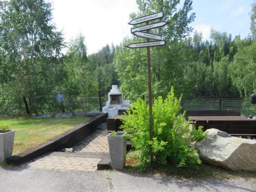 Hen Stasjon in Honefoss
