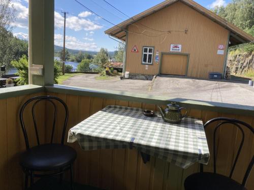 Hen Stasjon in Honefoss