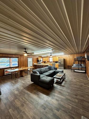 Welcome to the Junction Cabin! in Linden (TX)